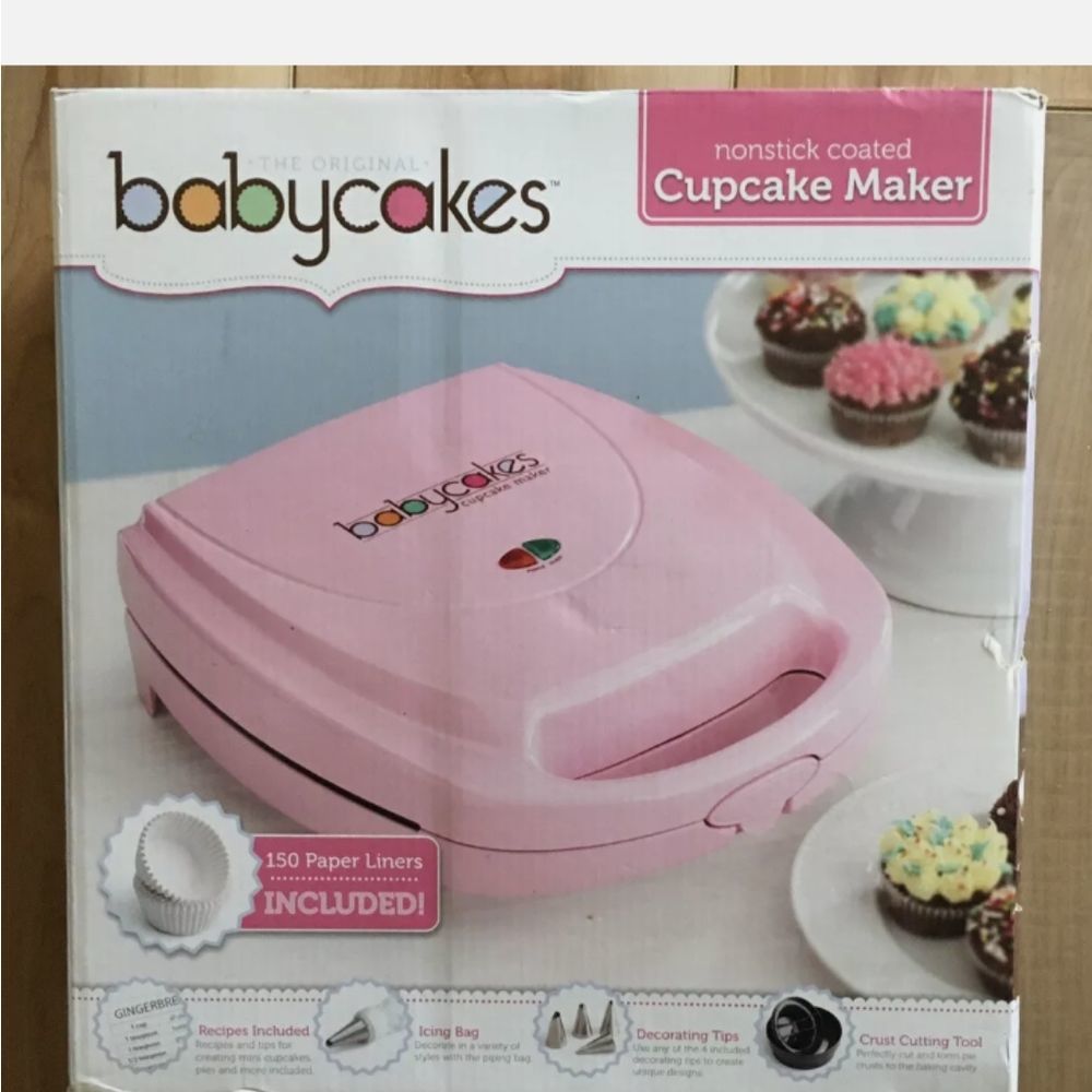 Original Babycakes CUPCAKE Maker New